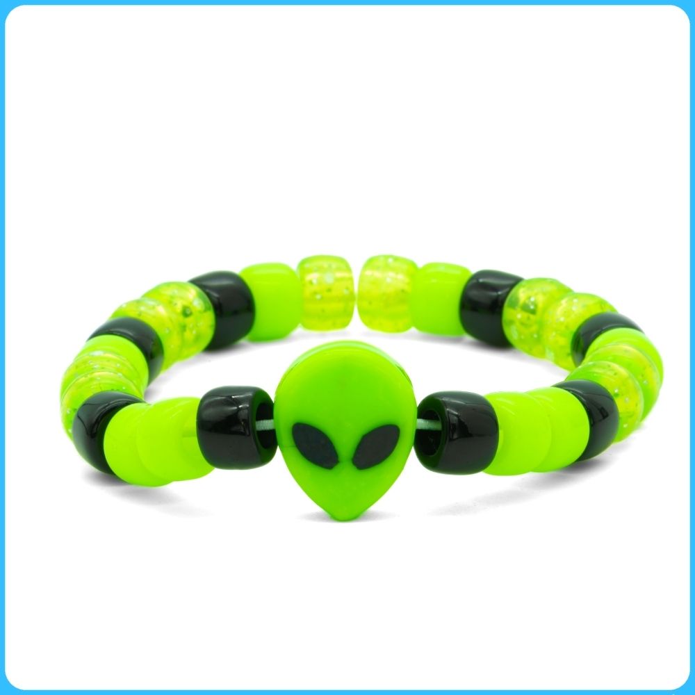 Green Alien Ring & Kandi Bracelet - 2/Pack